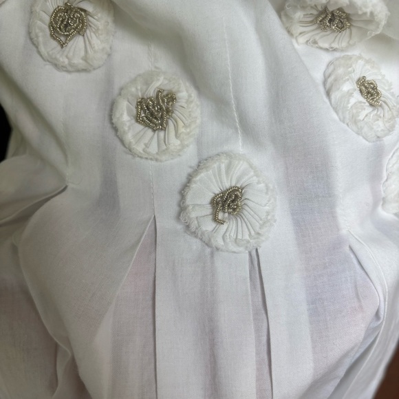 Ashish N Soni White Pleated Peplum Blouse | Floral Appliqués & Beading | Small - Picture 11 of 12